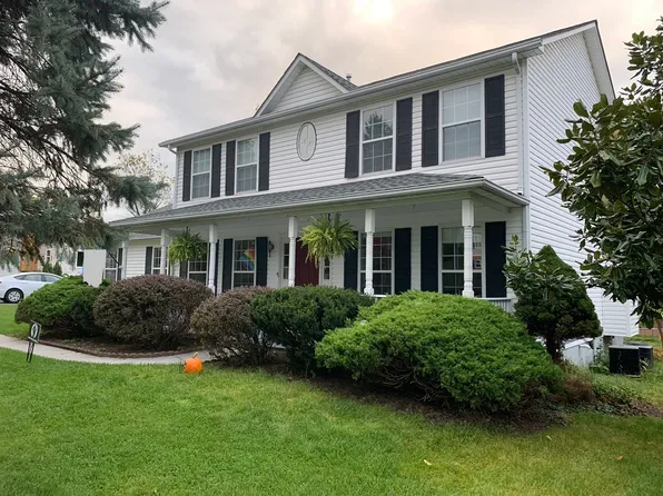 106 Clevenger Ct, Winchester, VA 22601