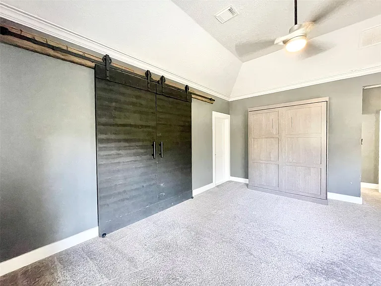 3 Maple Loft Pl — Photo 35