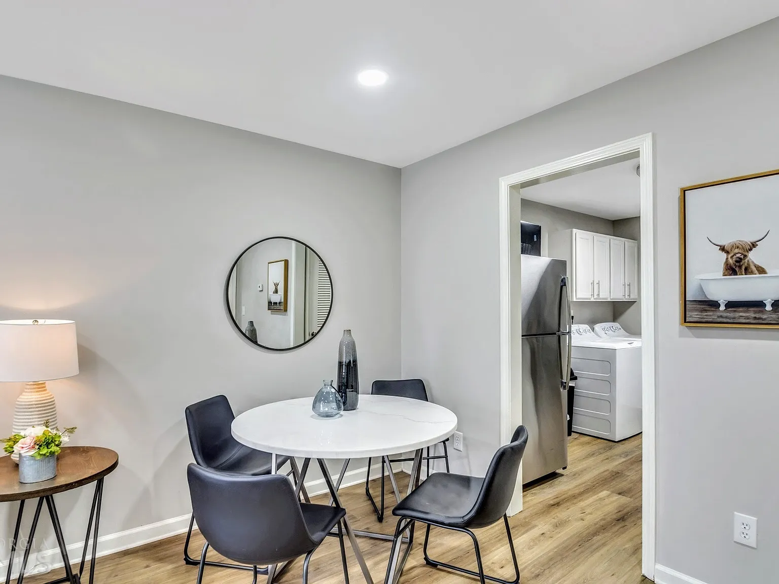 2 bed, 1.0 bath, 100 sqft, $3,100 — Photo 3