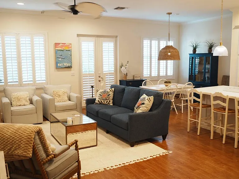 144 Ocean Breeze Dr — Photo 10