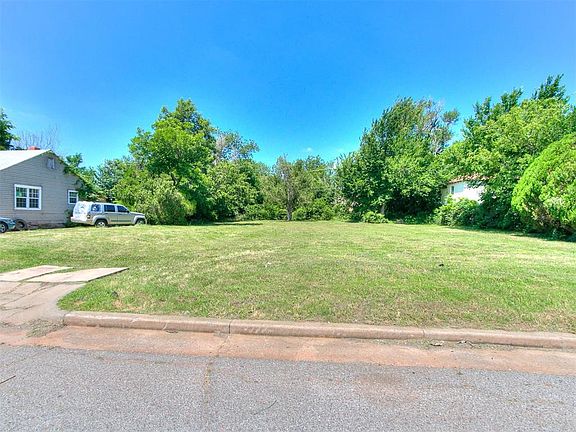 4th image of 2121 N Jordan Ave #35-38