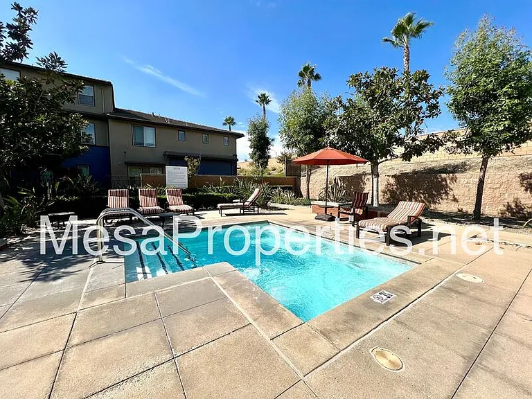 12368 Claredon Dr #6 — Photo 34