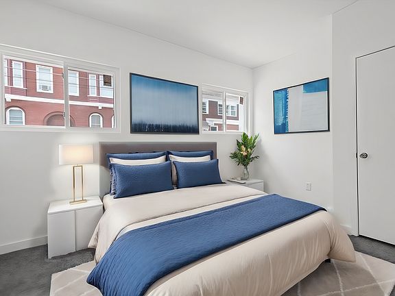 3rd image of 640 Collins St #1