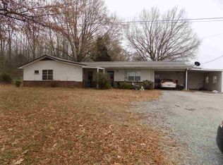 48 Christmasville Rd, Trenton, TN 38382