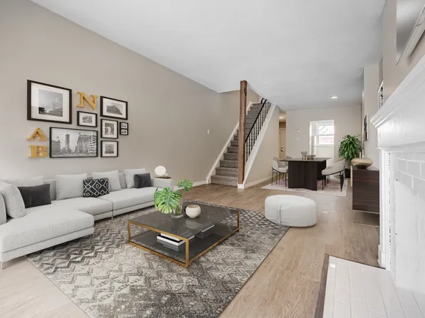 654 Viscount Rd, London, ON N6J 2Y3