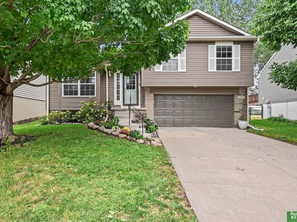 12906 Vernon Ave, Omaha, NE 68164