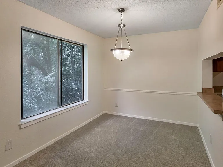 245 Seasons Pkwy — Photo 10