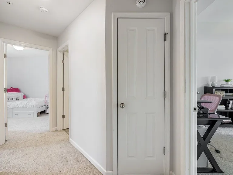 409 Oldbury Ln — Photo 17