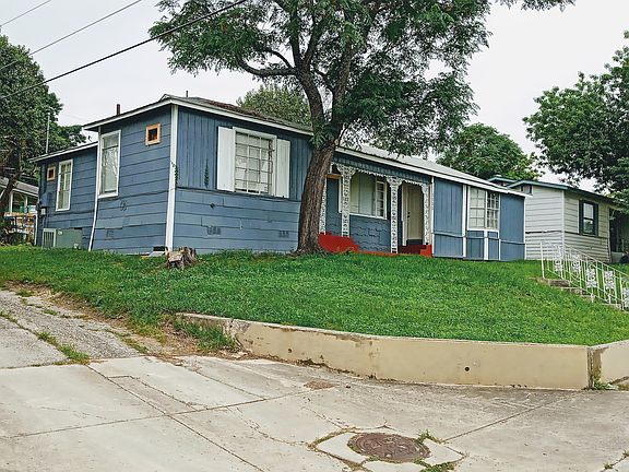 2nd image of 1111 Dollarhide Ave