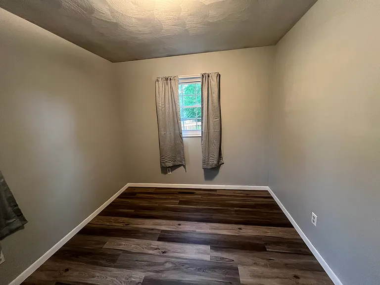 2421 Pollard Rd — Photo 9