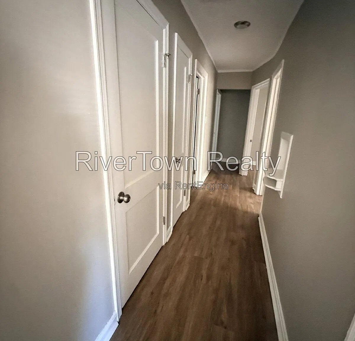 3 bed, 2.0 bath, 1464 sqft, $1,395 — Photo 3