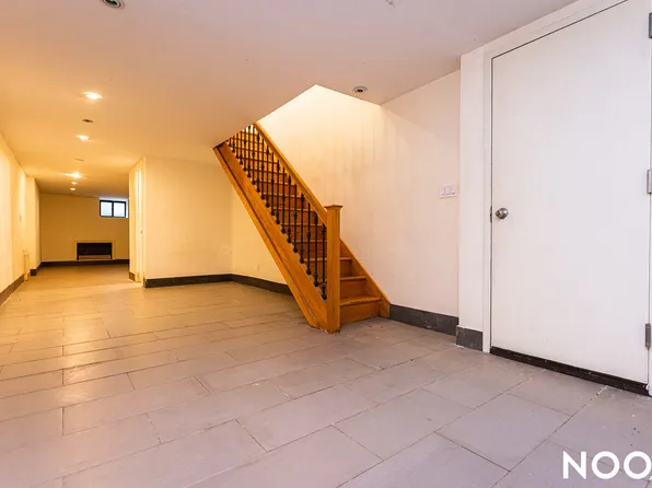 243 Irving Avenue image 14 of 17