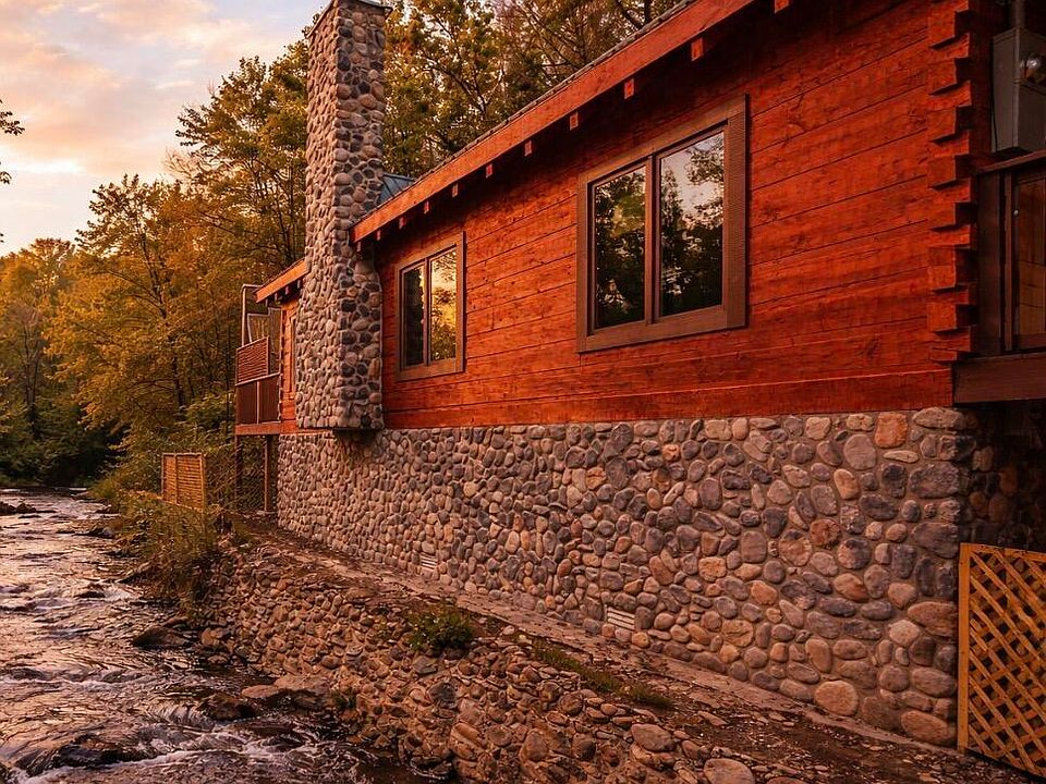 1st image of 289 Roaring Fork Rd