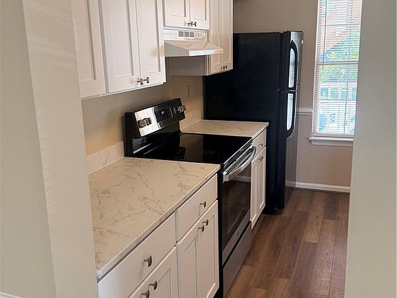 3rd image of 2127 Refuge Ct