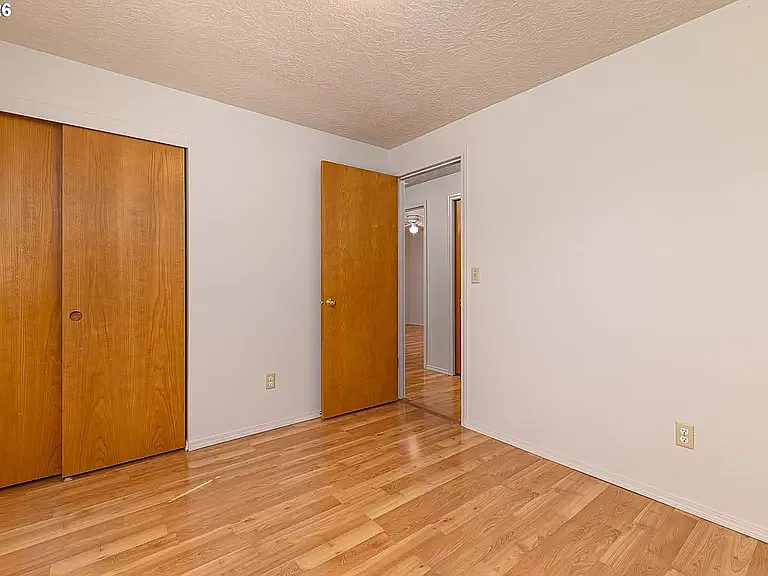 9707 SE Reedway St — Photo 15
