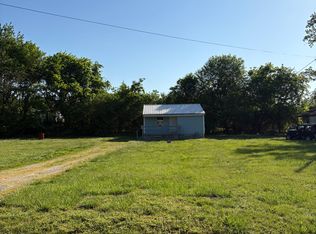 324 Old Valley Rd, Harriman, TN 37748