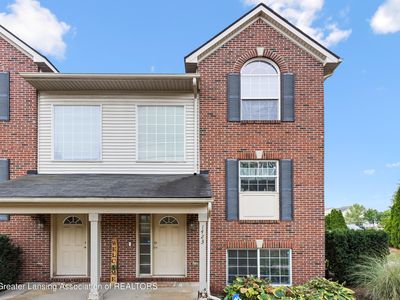 1423 Academy Ln, Lansing, MI, 48906