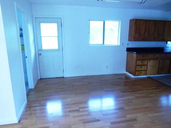 4th image of 15-492 Limu St