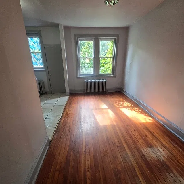 3 bed, 1088 sqft, $1,895 — Photo 3