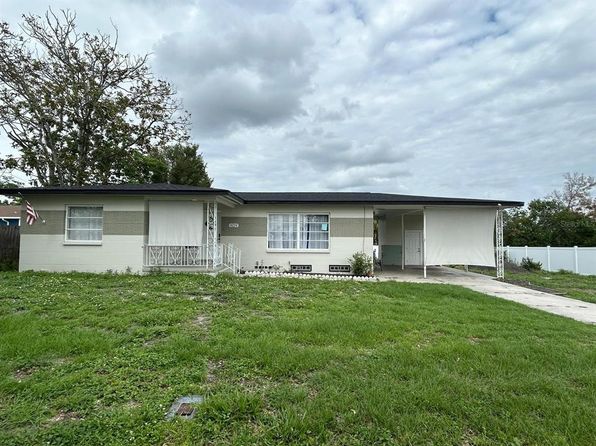 9229 Overlook Dr, Temple Terrace, FL 33617