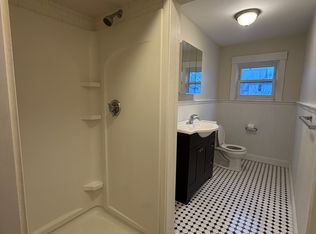 3225 Post Rd APT 5, Warwick, RI 02886