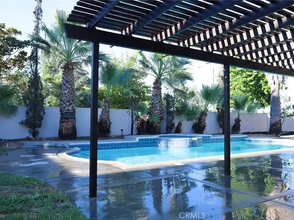 12878 Colonnade Dr, Rancho Cucamonga, CA 91739