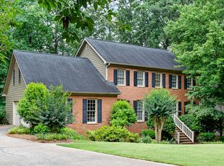 1654 Windcrest Dr SW, Marietta, GA 30064