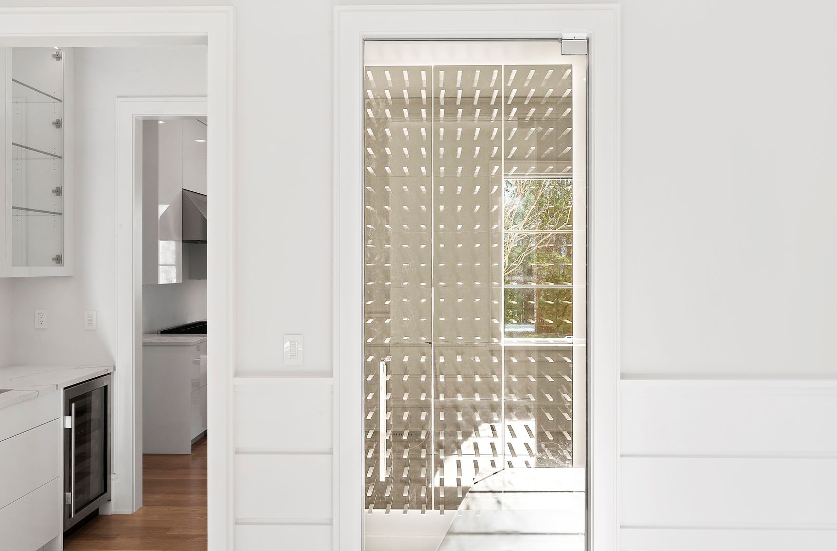  Butler's Pantry with Sink 