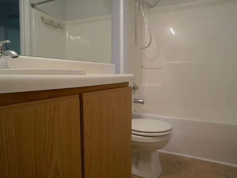 312 Commons Dr — Photo 16