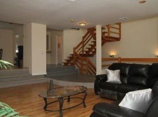 6 Bannock Ct, Suffern, NY 10901