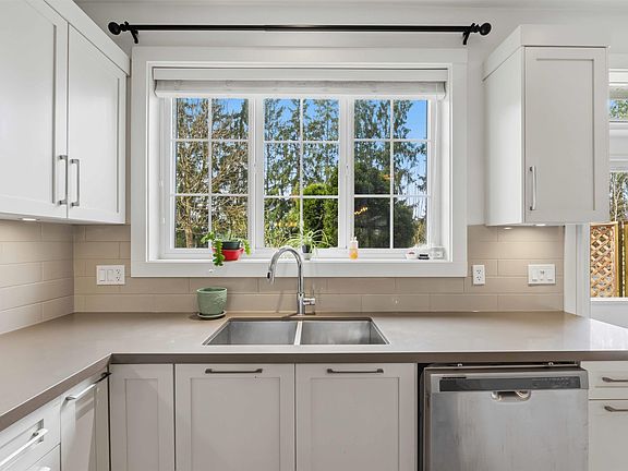 5th image of 12161 237th St #62