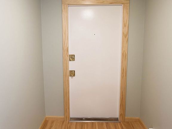 2nd image of 1585 W Southern Ave APT 2