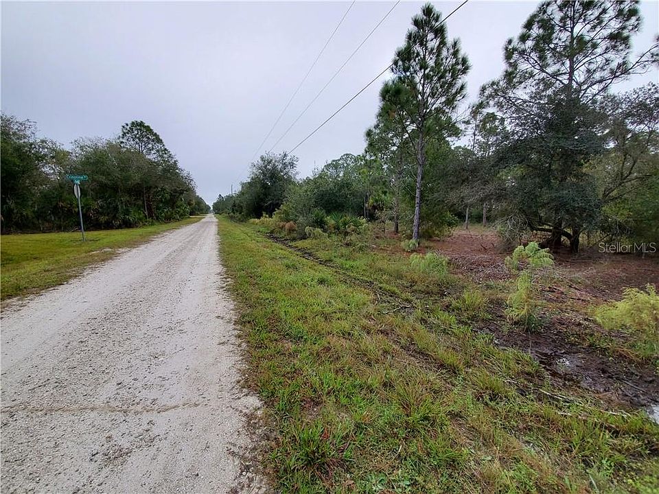 2nd image of 27203 Aloha Dr