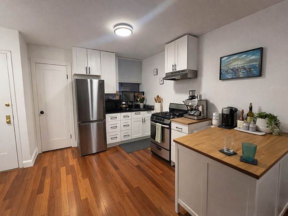 4th image of 114 E 97th St APT 2R