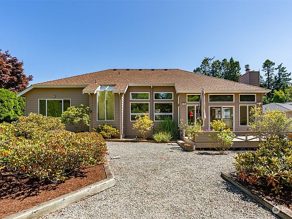 2nd image of 739 Anthony Court