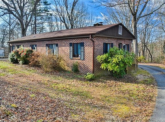 2nd image of 200 Azalea Woods Dr
