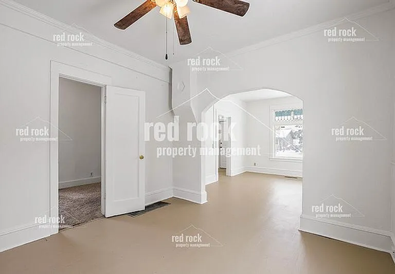 1517 E Bridgeport Ave — Photo 9