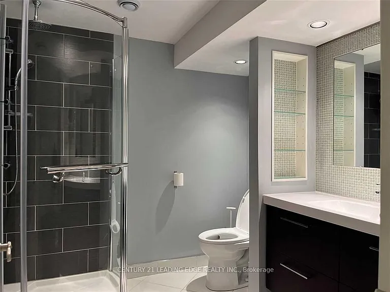41 Roseglor Cres #BASEMENT — Photo 15