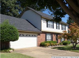 590 Greencliff Dr, Southaven, MS 38671