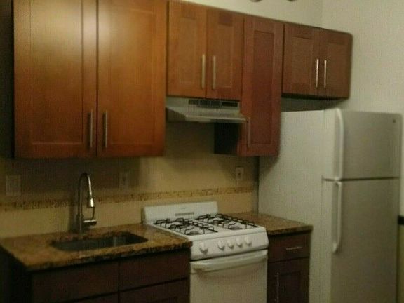 2nd image of 256 E 125th St Front 1