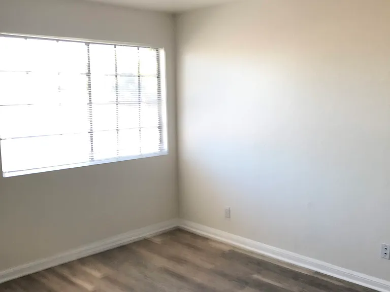 4861 W 119th Pl #A — Photo 18