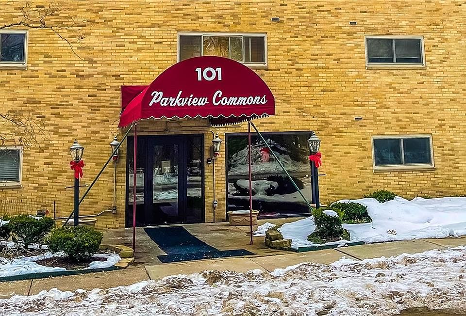 1st image of 101 S Rocky River Dr APT 205