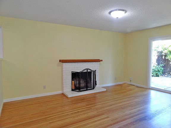 Family room2_06222018