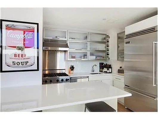 Rented by Douglas Elliman | media 16