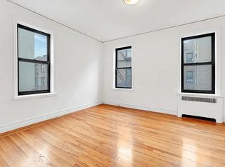 100 E 208th St #4C, Bronx, NY 10467