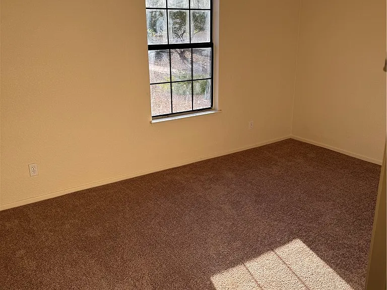 720 Sea Pines Ln — Photo 29