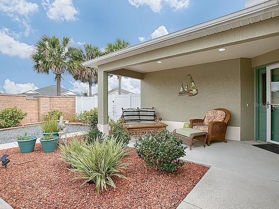 3rd image of 3095 Amberly Ct