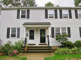 193 Sylvan Knoll Rd, Stamford, CT 06902