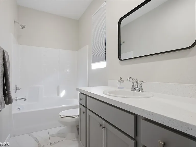 8 Vista Outlook St — Photo 33