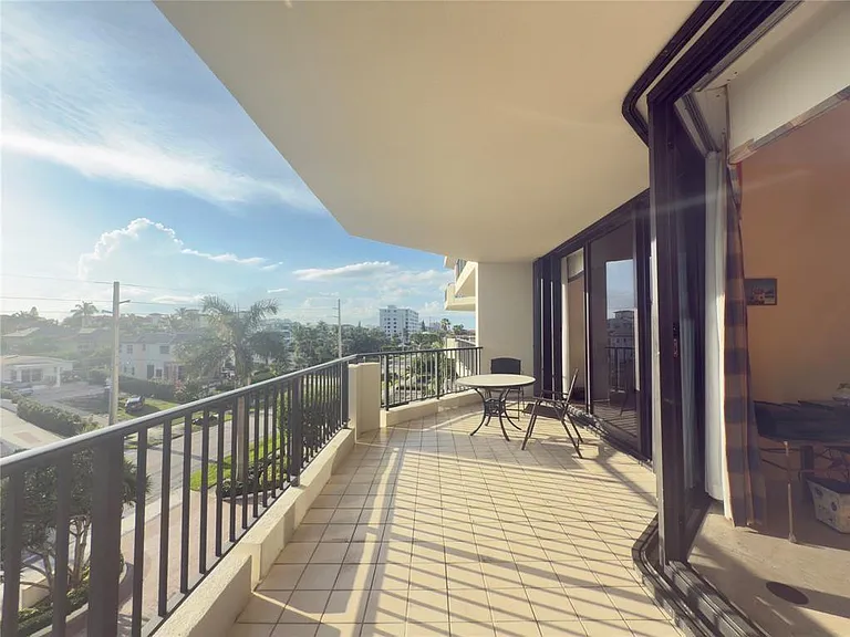 800 Ocean Dr #404 — Photo 18